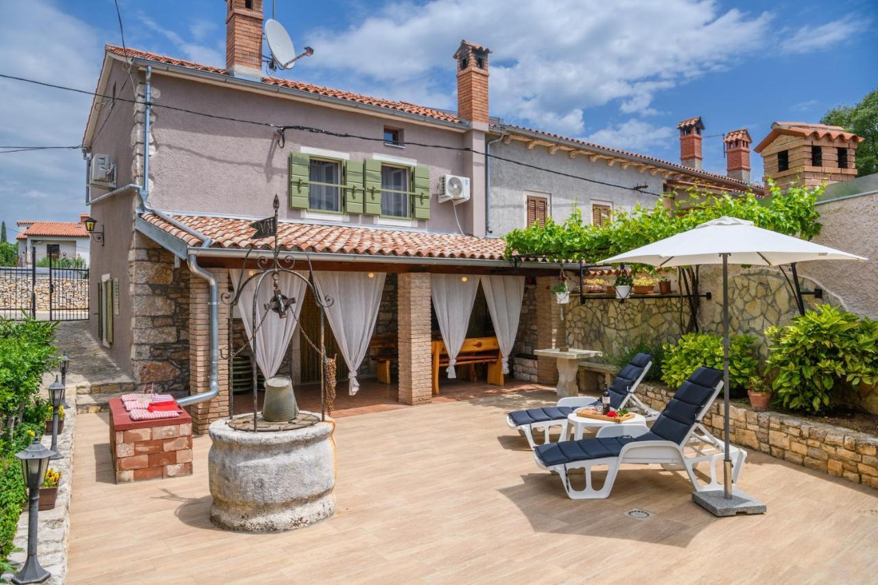 Rustic Istrian House Varesco Krnica Kültér fotó