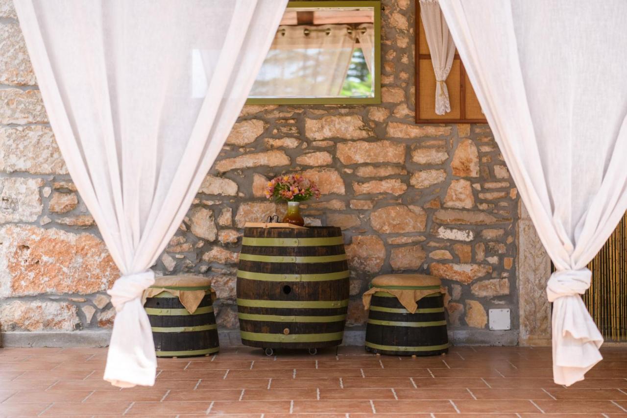 Rustic Istrian House Varesco Krnica Kültér fotó