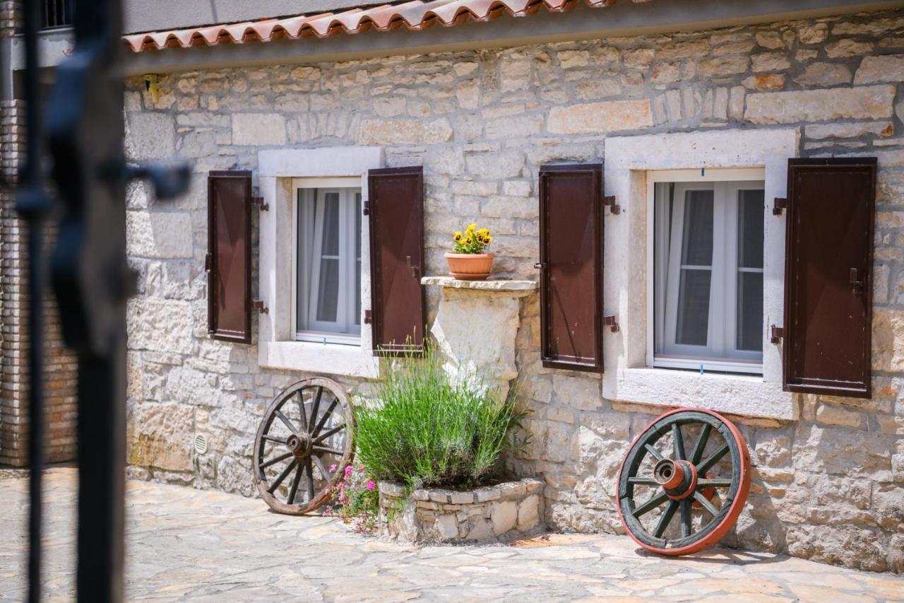 Rustic Istrian House Varesco Krnica Kültér fotó