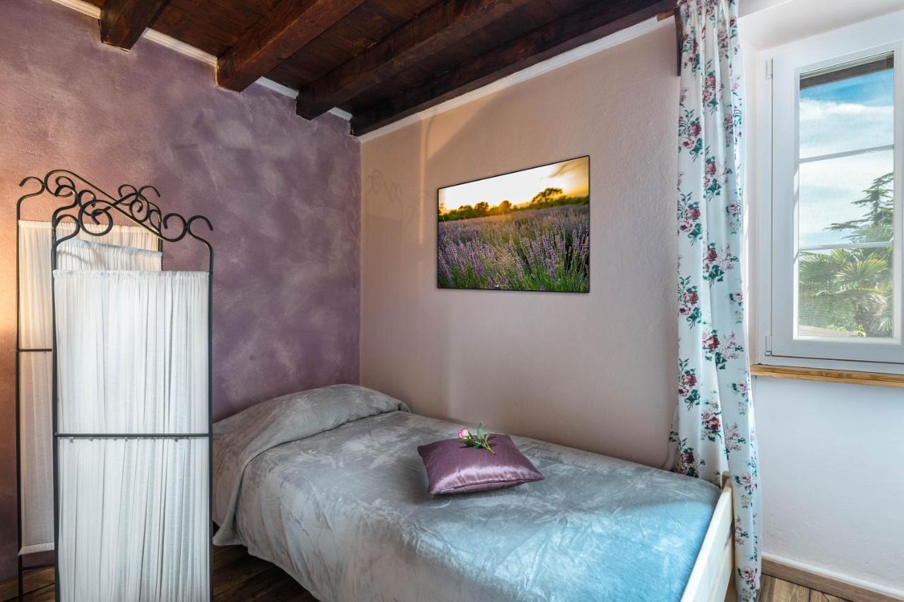 Rustic Istrian House Varesco Krnica Kültér fotó